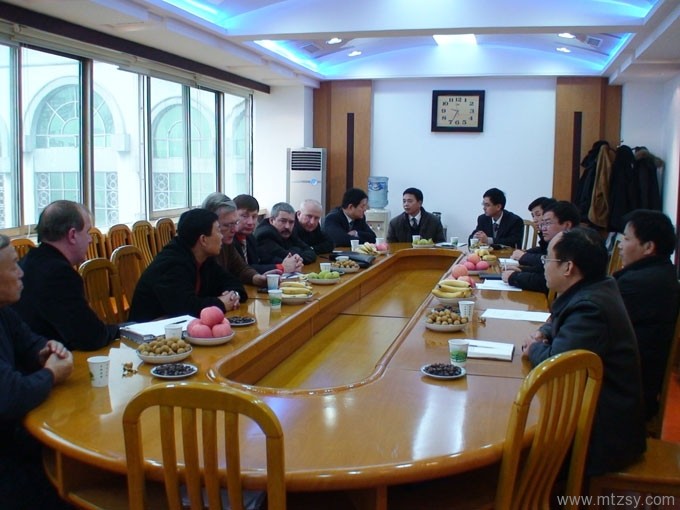 公司與俄羅斯專家開(kāi)展業(yè)務(wù)交流